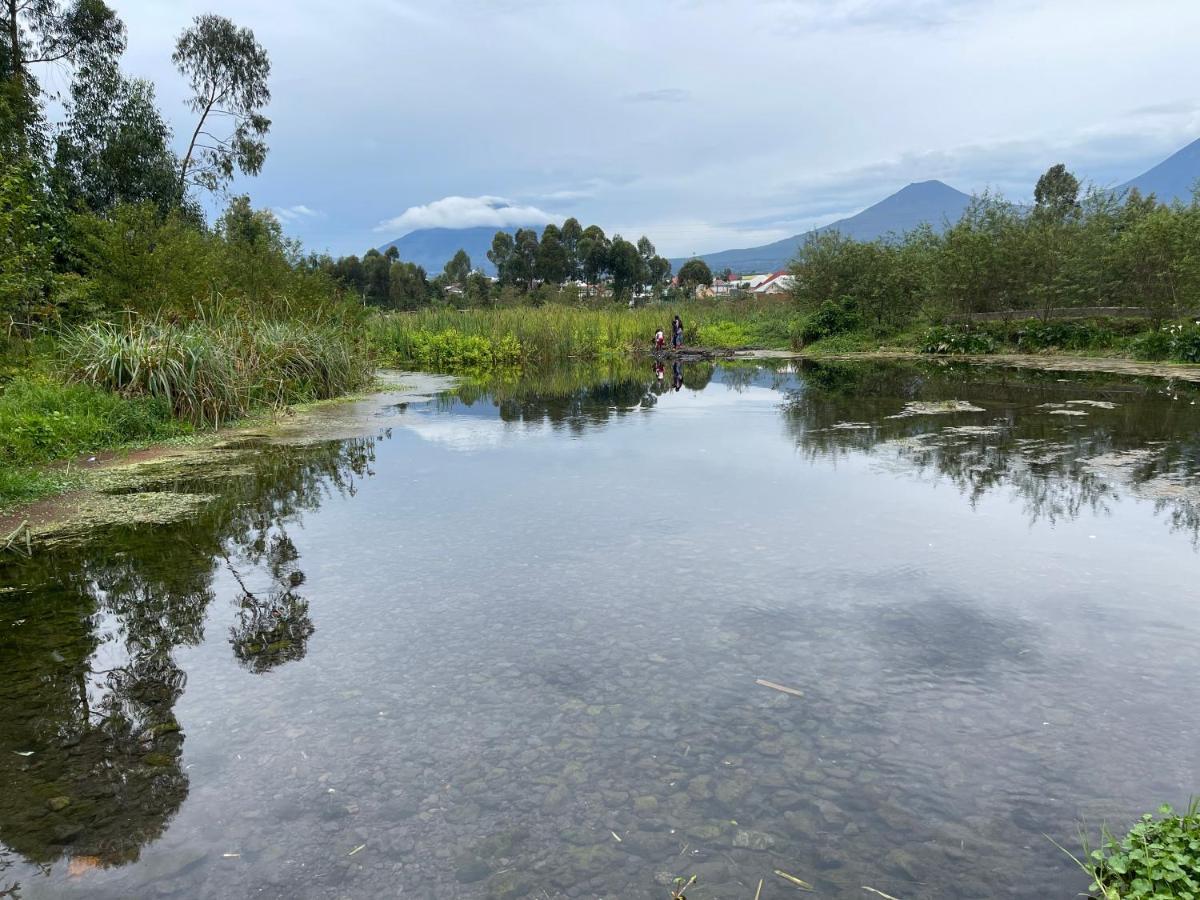 Virunga Homes ルヘンゲリ エクステリア 写真